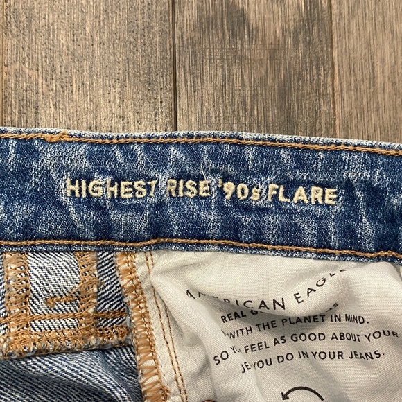 American Eagle Highest Rise 90's Flare Jeans - Picture 6 of 11